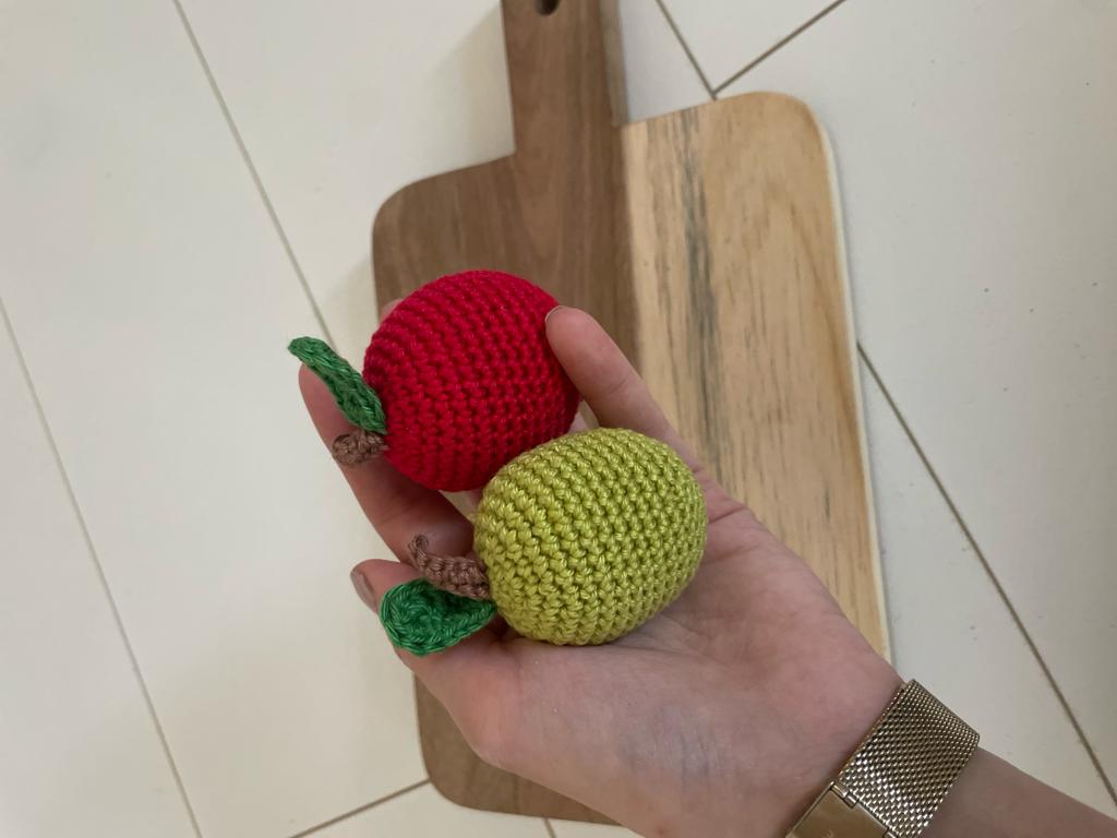 Gehaakt - Appel 2 stuks